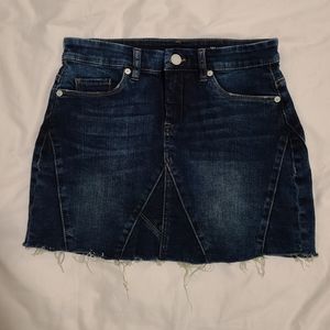BlankNYC Denim Mini Skirt - jean - frayed hem - super stretchy - y2k